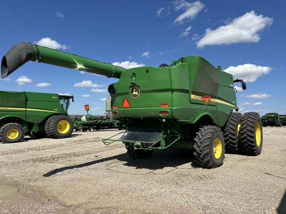 Image of John Deere S780 equipment image 3