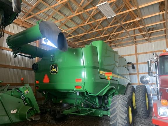 Image of John Deere S780 Primary image