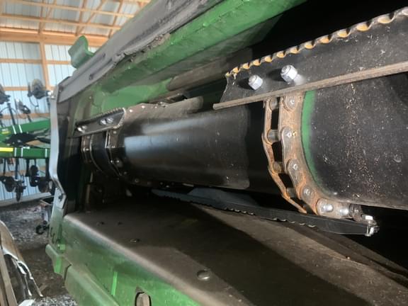 Image of John Deere S780 equipment image 4