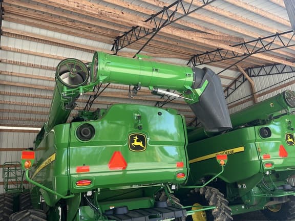 Image of John Deere S780 equipment image 3