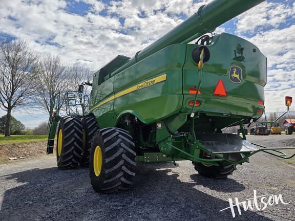 Image of John Deere S780 equipment image 4