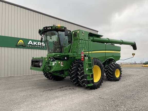 Image of John Deere S780 equipment image 2