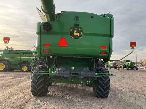 Image of John Deere S780 equipment image 3