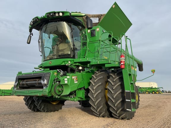 2024 John Deere S780 Equipment Image0