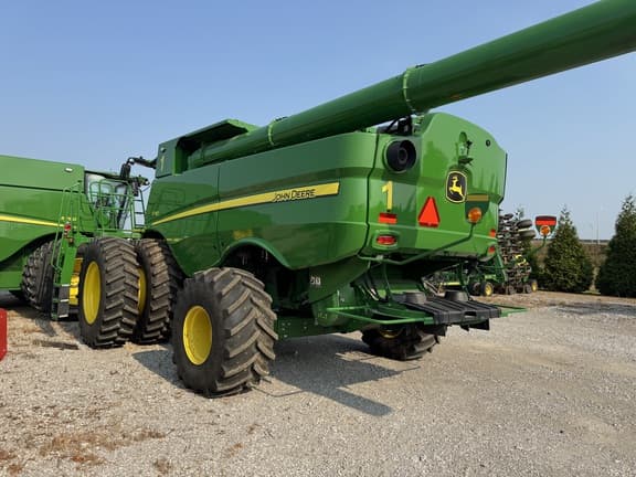 Image of John Deere S780 equipment image 3