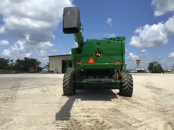 Image of John Deere S780 equipment image 4