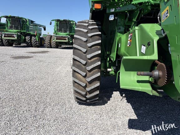 Image of John Deere S780 equipment image 3