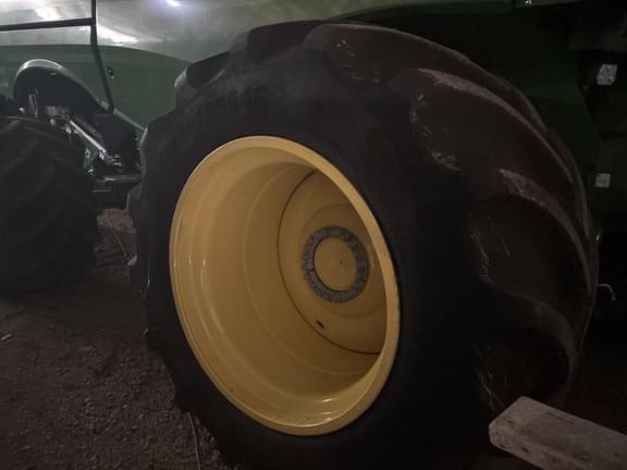 Image of John Deere S780 equipment image 1