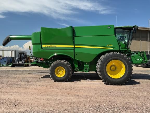 Image of John Deere S780 equipment image 1
