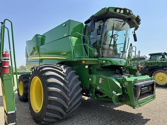 Image of John Deere S790 Primary image