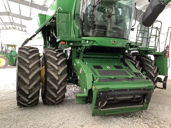 Image of John Deere S790 Primary image