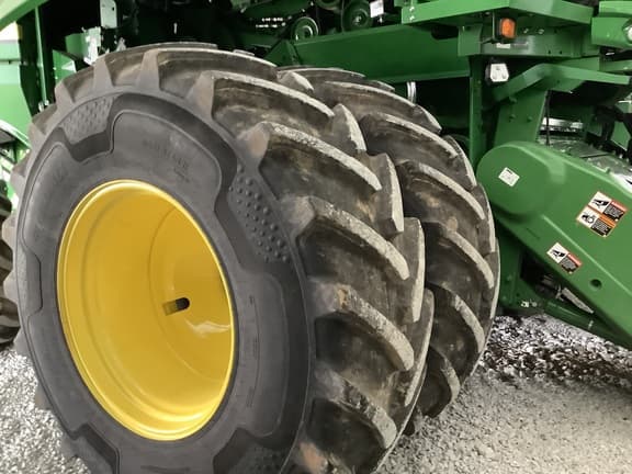 Image of John Deere S790 equipment image 3