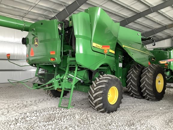 Image of John Deere S790 equipment image 1