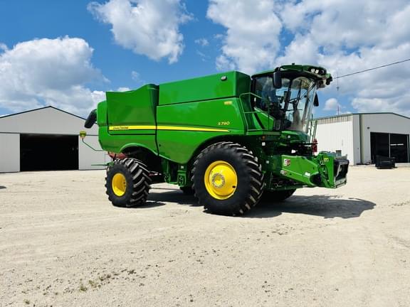 Image of John Deere S790 equipment image 2