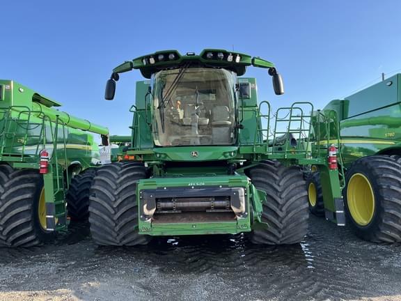 Image of John Deere S790 equipment image 1