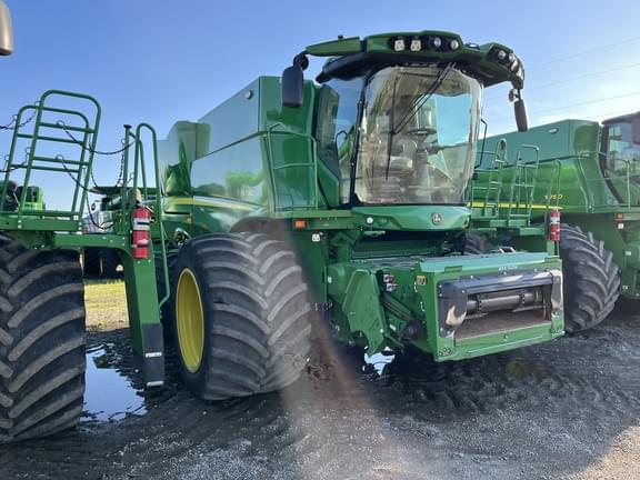 Image of John Deere S790 equipment image 2
