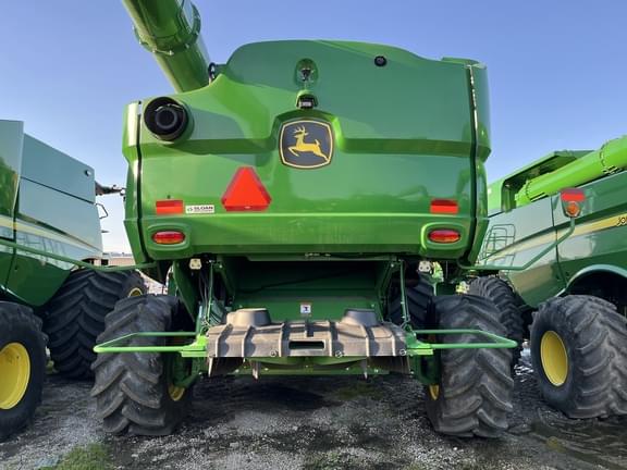 Image of John Deere S790 equipment image 4