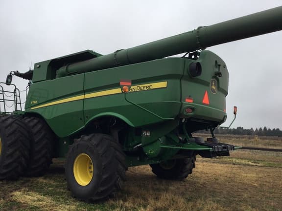 Image of John Deere S790 equipment image 4