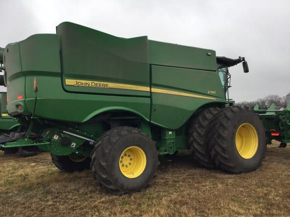 Image of John Deere S790 equipment image 2