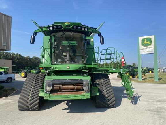 Image of John Deere S790 equipment image 4