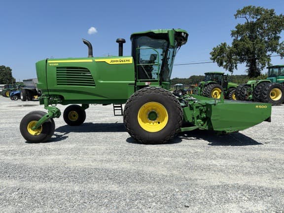 Image of John Deere W235R equipment image 2