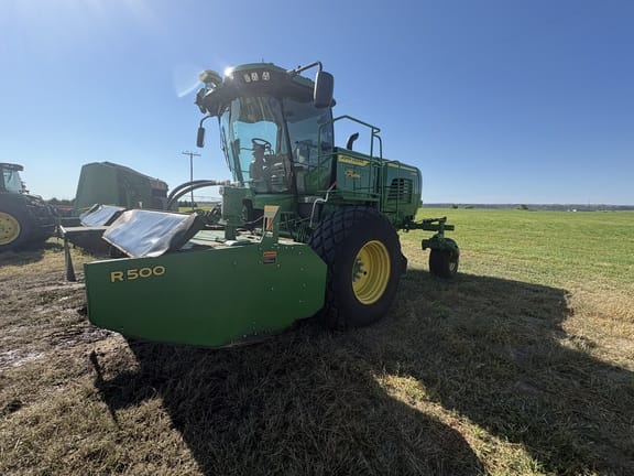 2024 John Deere W235R Equipment Image0