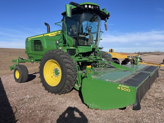 2024 John Deere W235R Equipment Image0