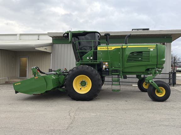 Image of John Deere W235R equipment image 1