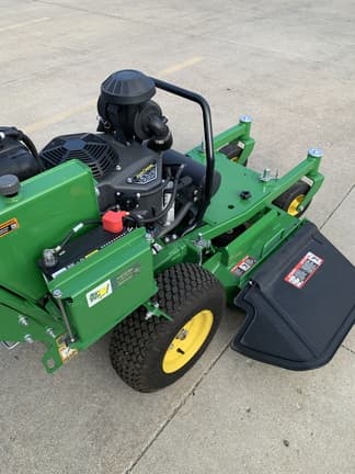 Image of John Deere W36R equipment image 3