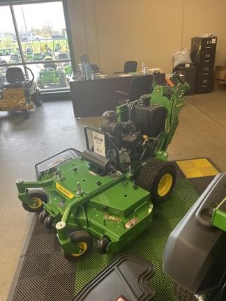 Image of John Deere W48R equipment image 1