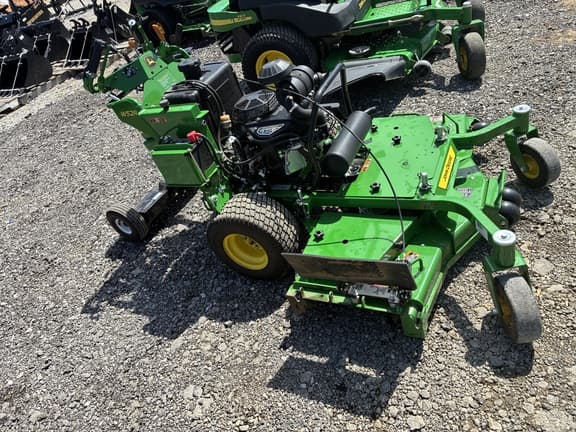 Image of John Deere W52R equipment image 1