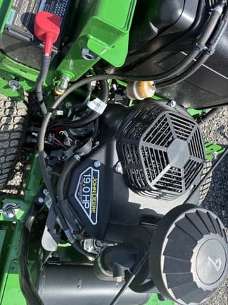Image of John Deere W52R equipment image 4