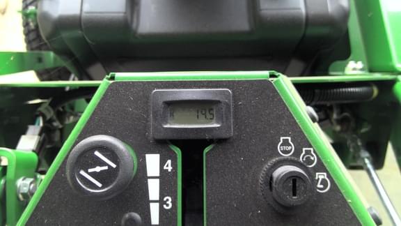 Image of John Deere W52R equipment image 3