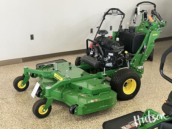 Image of John Deere W61R equipment image 1
