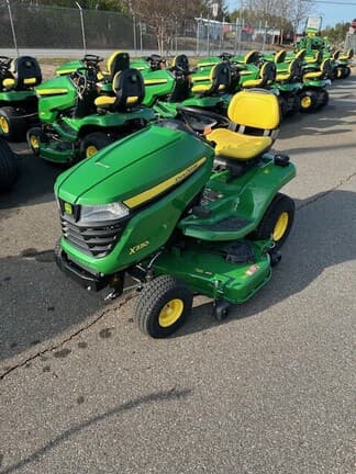 Image of John Deere X330 Image 1