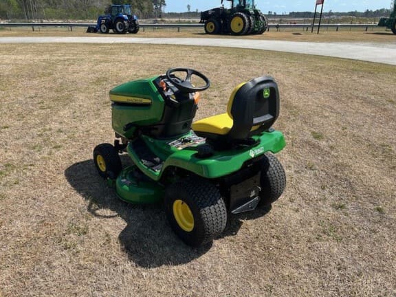 Image of John Deere X350 equipment image 4