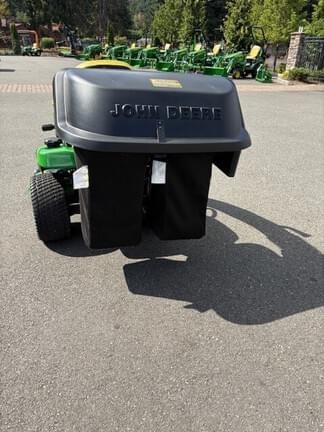 Image of John Deere X354 equipment image 3