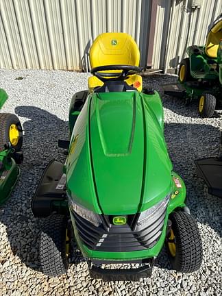 Image of John Deere X370 equipment image 1