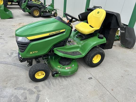 Image of John Deere X370 Primary image