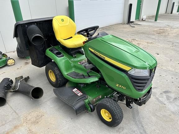 Image of John Deere X370 equipment image 2