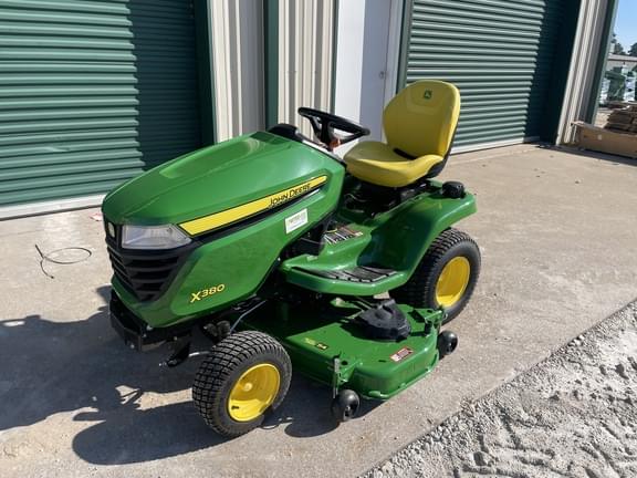 Image of John Deere X380 equipment image 1