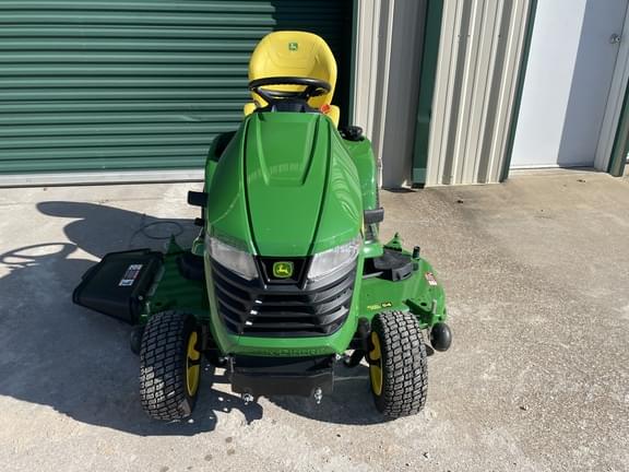 Image of John Deere X380 equipment image 4