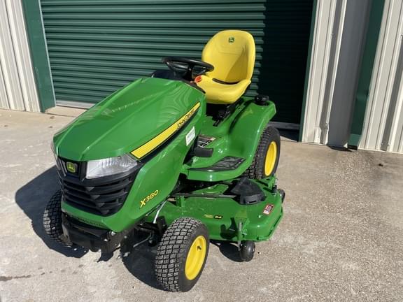 Image of John Deere X380 equipment image 3