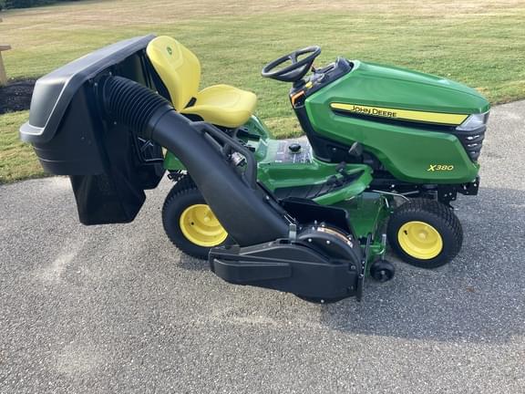 Image of John Deere X380 equipment image 2