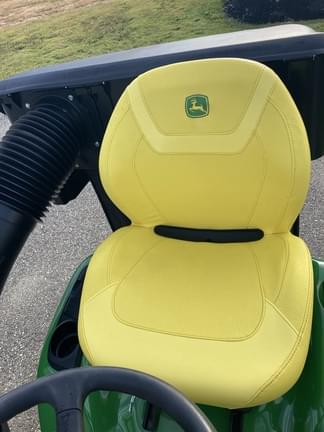 Image of John Deere X380 equipment image 4