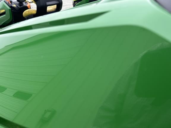 Image of John Deere X390 equipment image 3