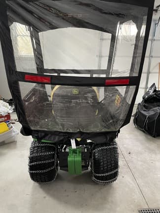 Image of John Deere X390 equipment image 4