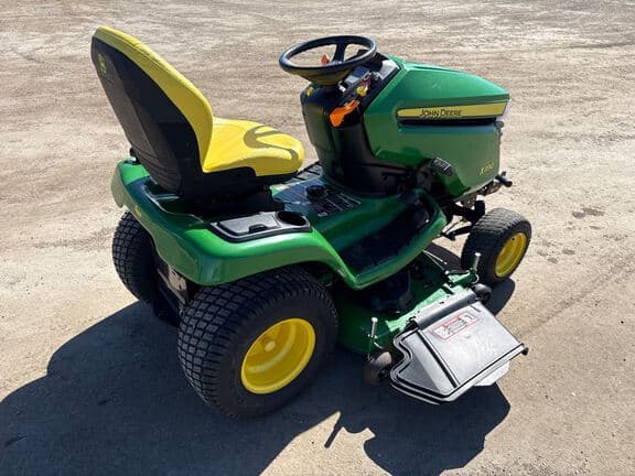 Image of John Deere X390 equipment image 4