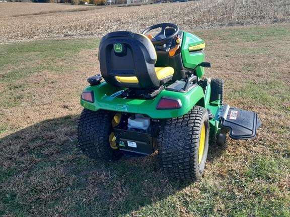 Image of John Deere X570 equipment image 1