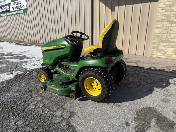 Image of John Deere X580 equipment image 4